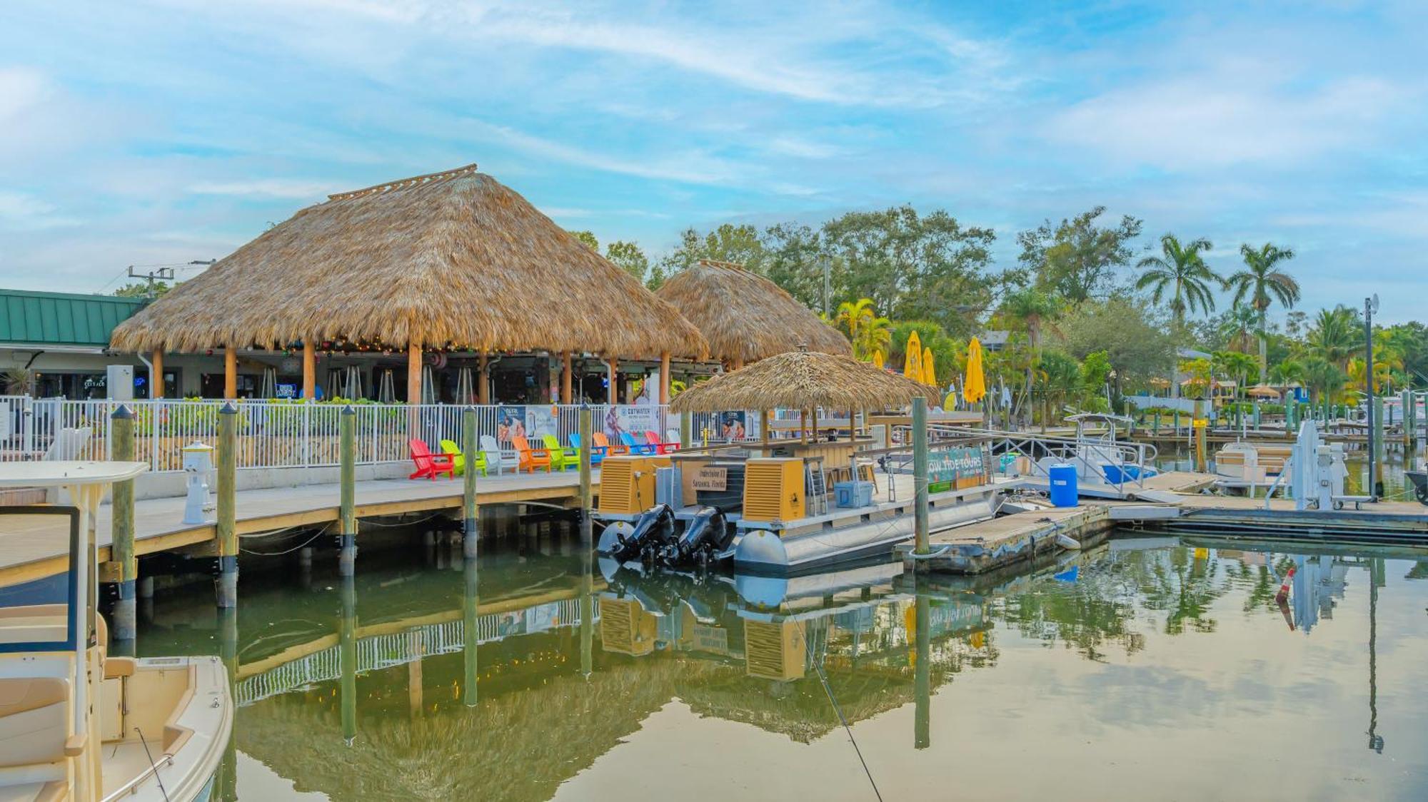 All-New Waterfront With Balcony,Pool,Tiki Bar,Gym Sarasota megye Kültér fotó