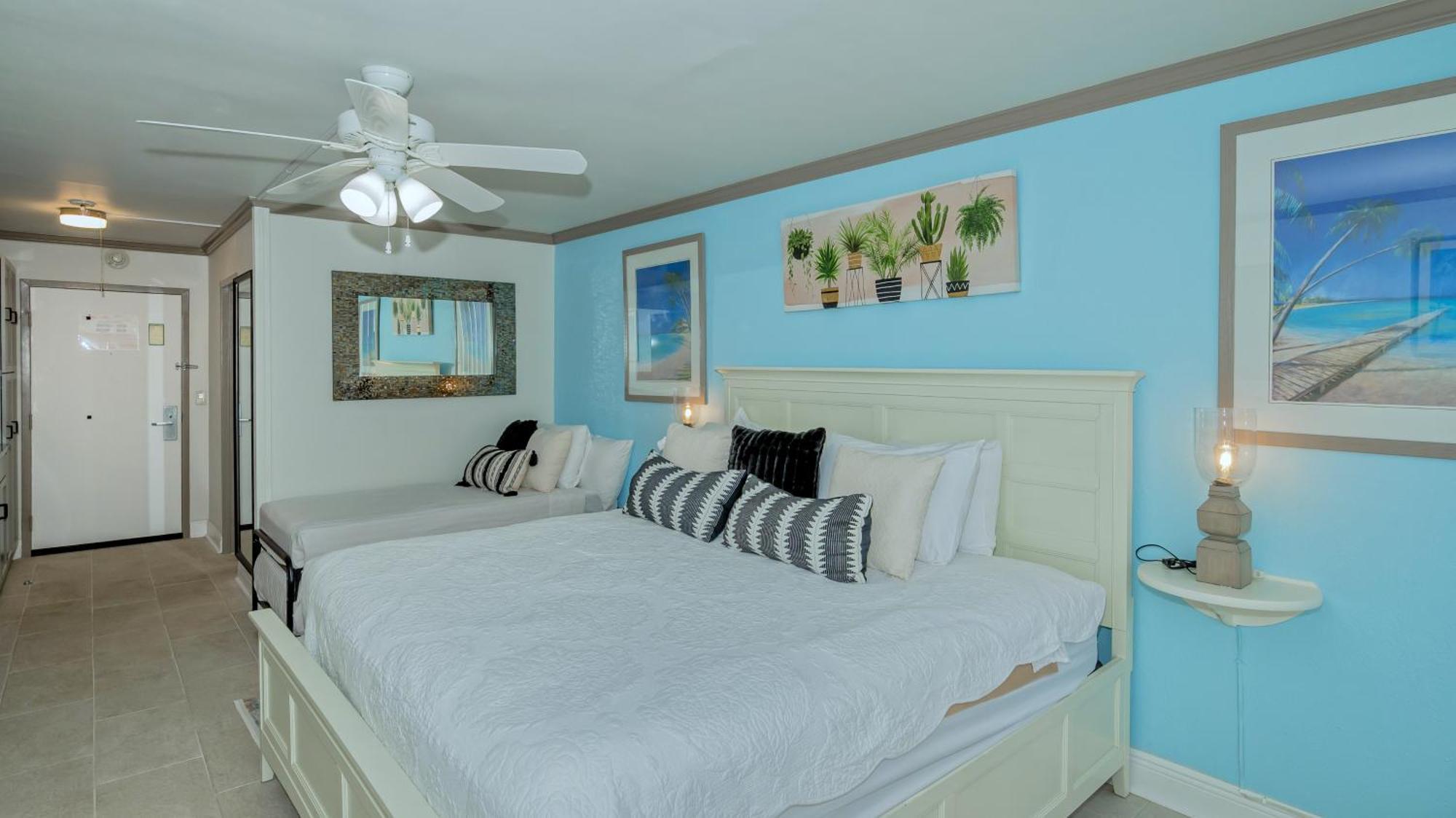 All-New Waterfront With Balcony,Pool,Tiki Bar,Gym Sarasota megye Kültér fotó