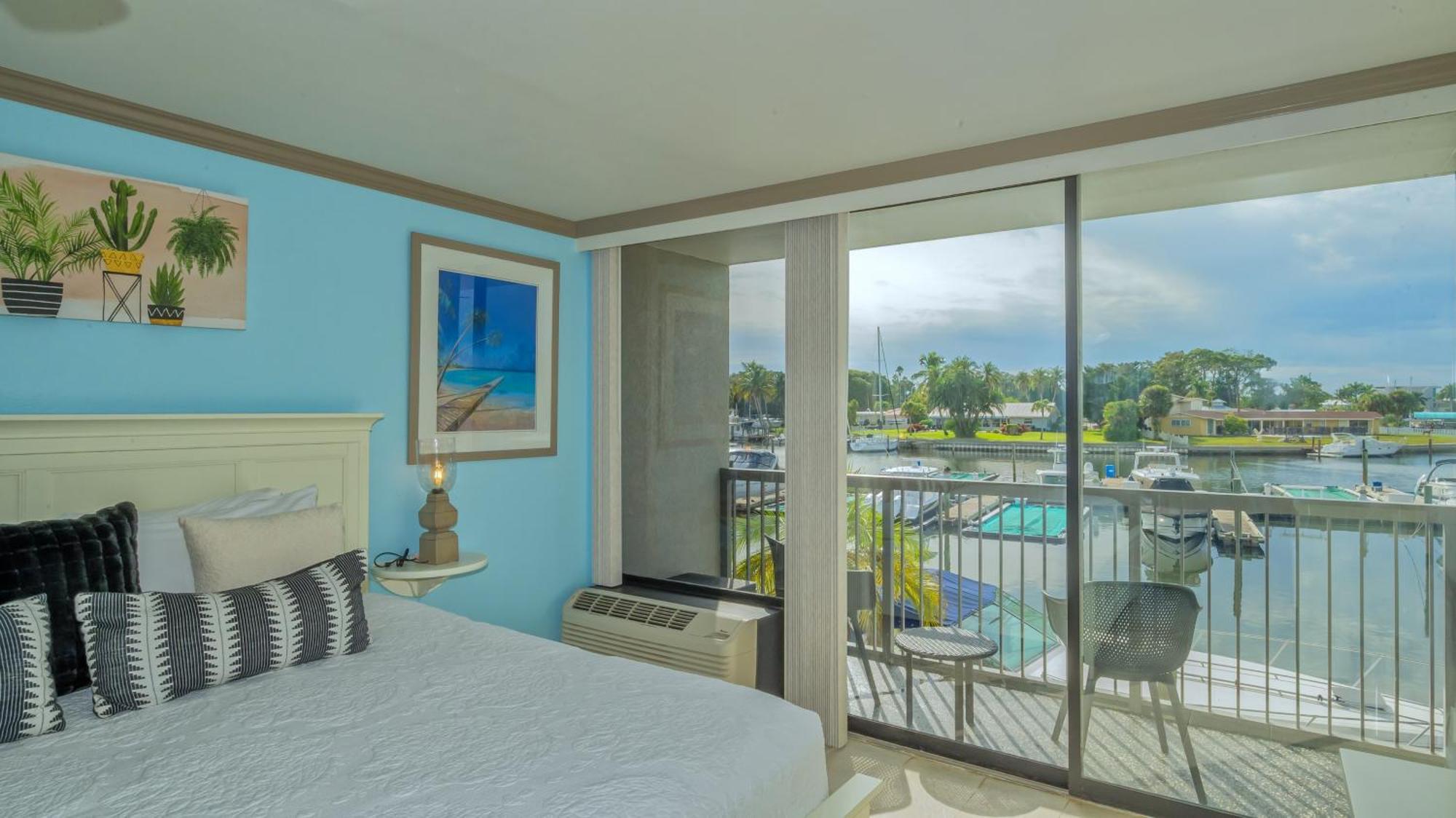 All-New Waterfront With Balcony,Pool,Tiki Bar,Gym Sarasota megye Kültér fotó