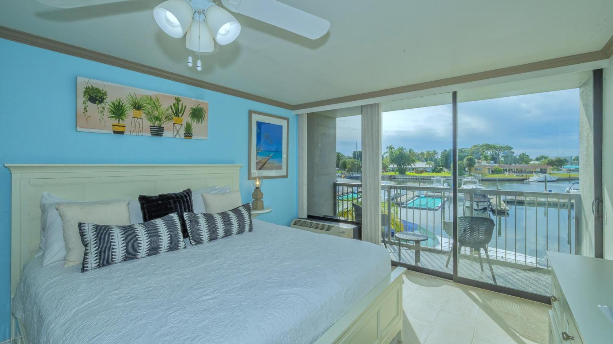 All-New Waterfront With Balcony,Pool,Tiki Bar,Gym Sarasota megye Kültér fotó